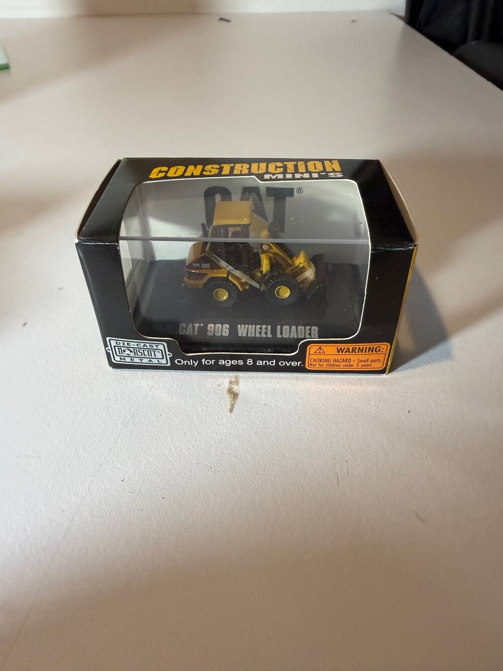 CAT 906 WHEEL LOADER NORSCOT CONSTRUCTION MINIS BLACK BOX~ 1:87 Scale